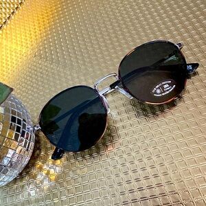 NWOT ZARA AVIATOR SUNGLASSES FOR KIDS.